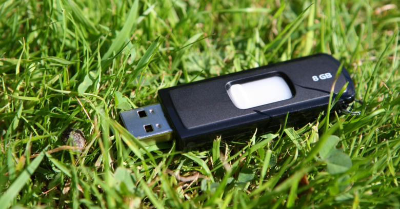 Over half of people would open infected USB sticks